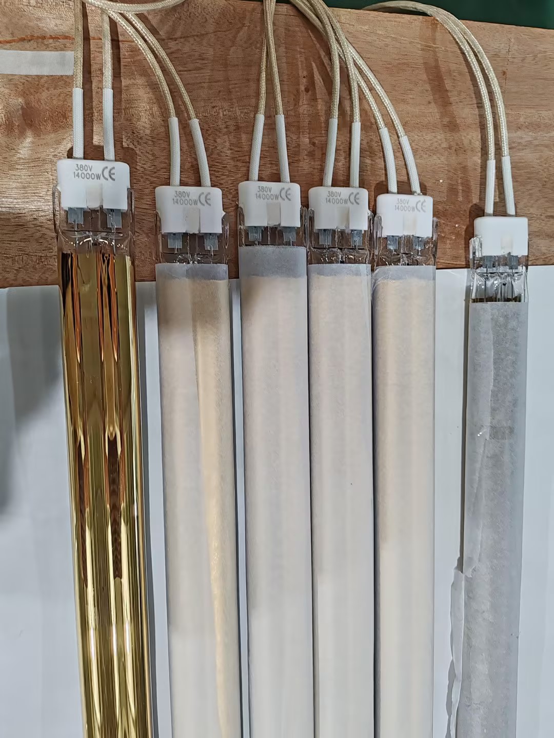 Technical Specifications and Application of 1230mm 1500W Halogen Heat Lamps
